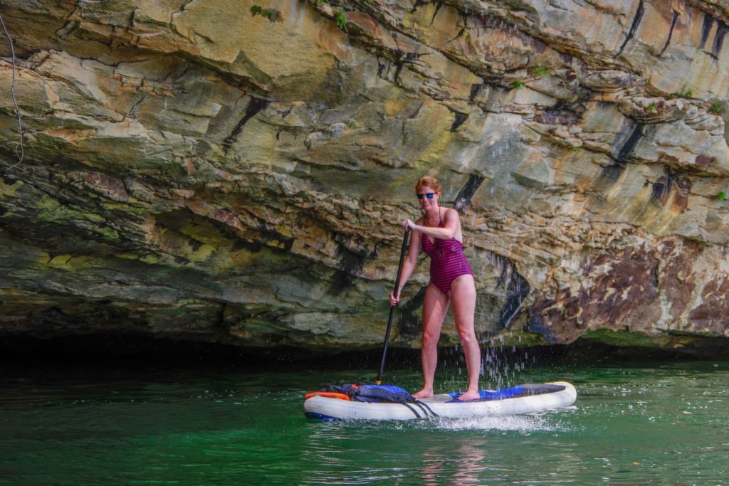 SUP Stand Up Paddleboarding Adventures on the Gorge