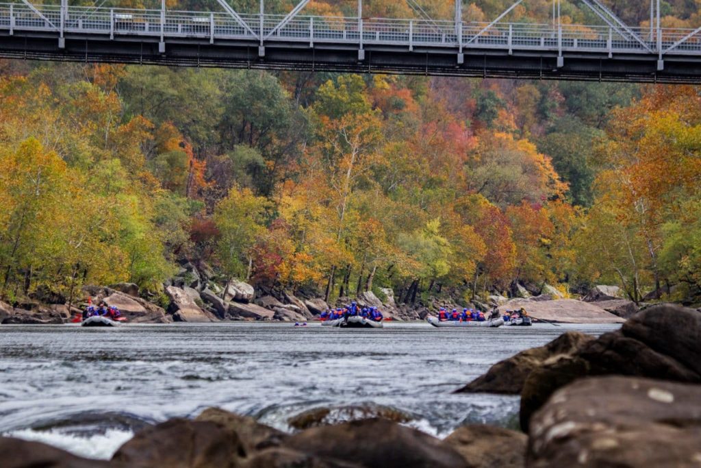 Fall Lower New River Whitewater Rafting Adventures On The Gorge