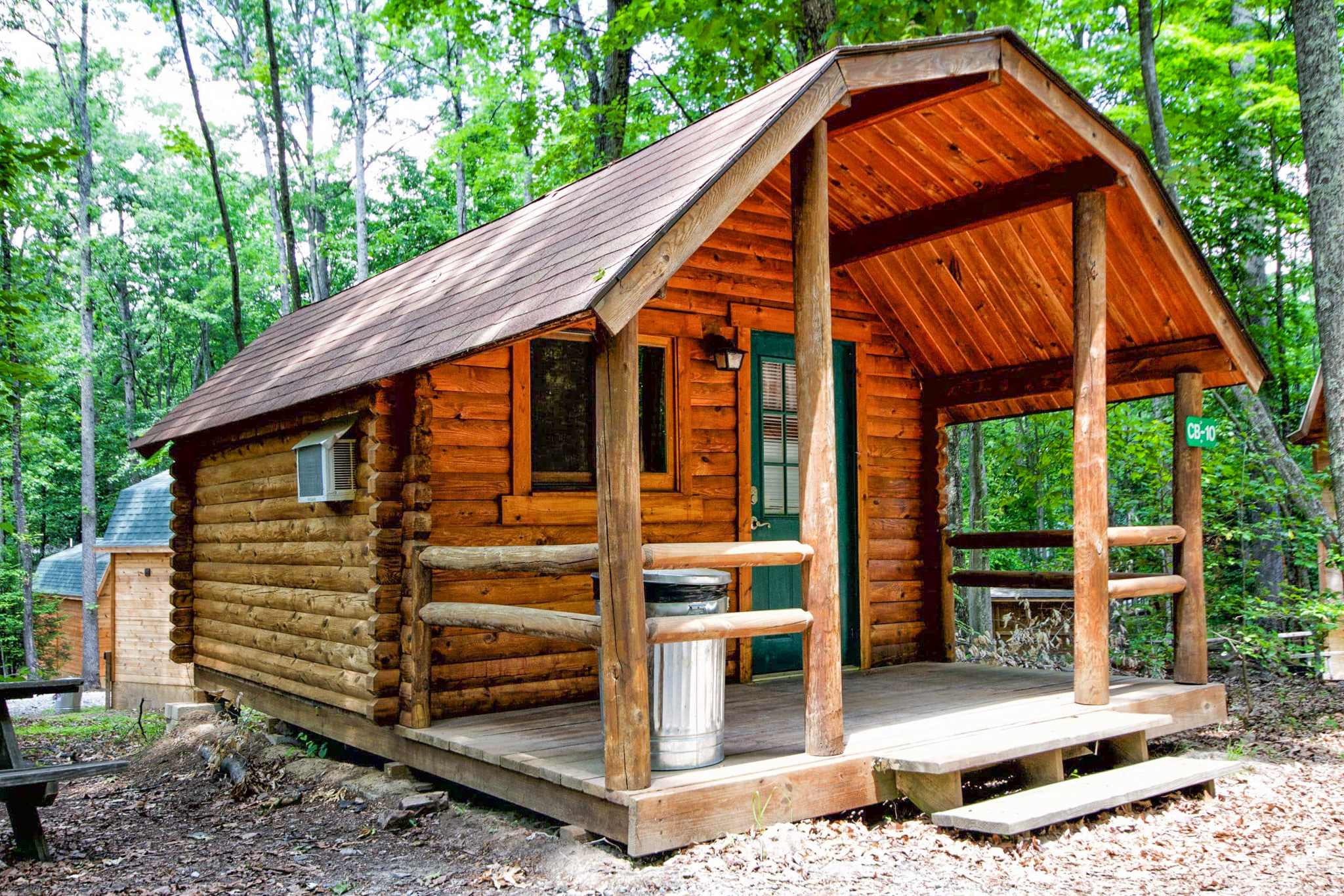 Country Cabin - Rustic Cabins - Adventures on the Gorge